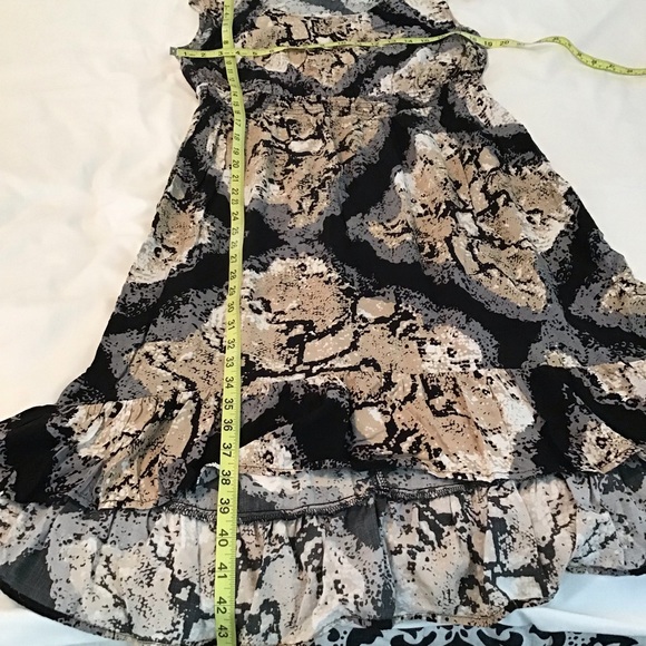 AGB: Black white and tan dress. Size 16 - Picture 4 of 9